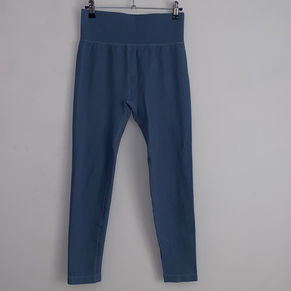 Cotton On Body - Hi-Low Rib 7/8 tights - Size Medium/Large - Picture 2 of 4